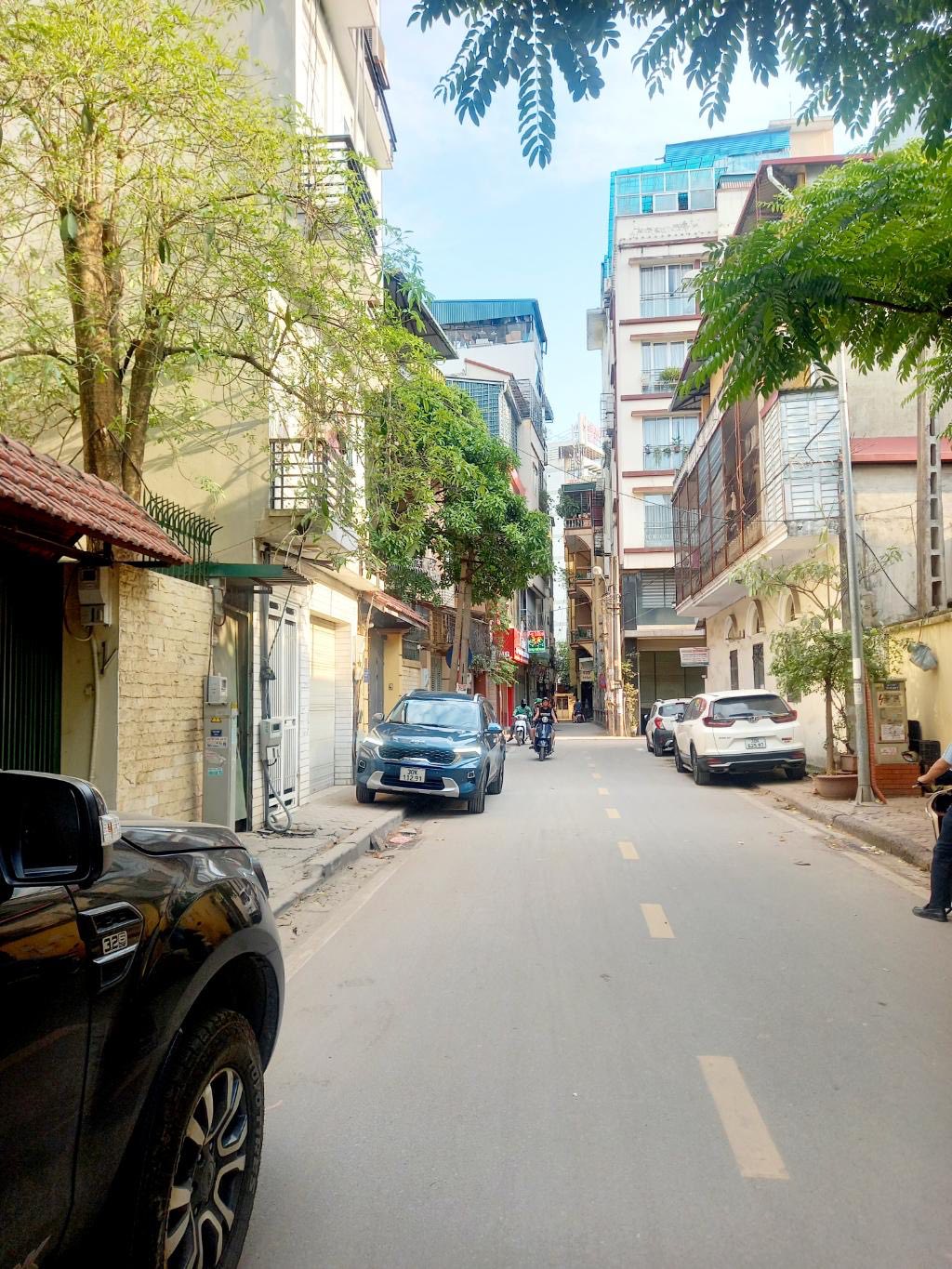 Bán nhà phân lô Phùng Chí Kiên 55m², 5 tầng, mặt tiền rộng, kinh doanh đỉnh chỉ 20,5 tỷ