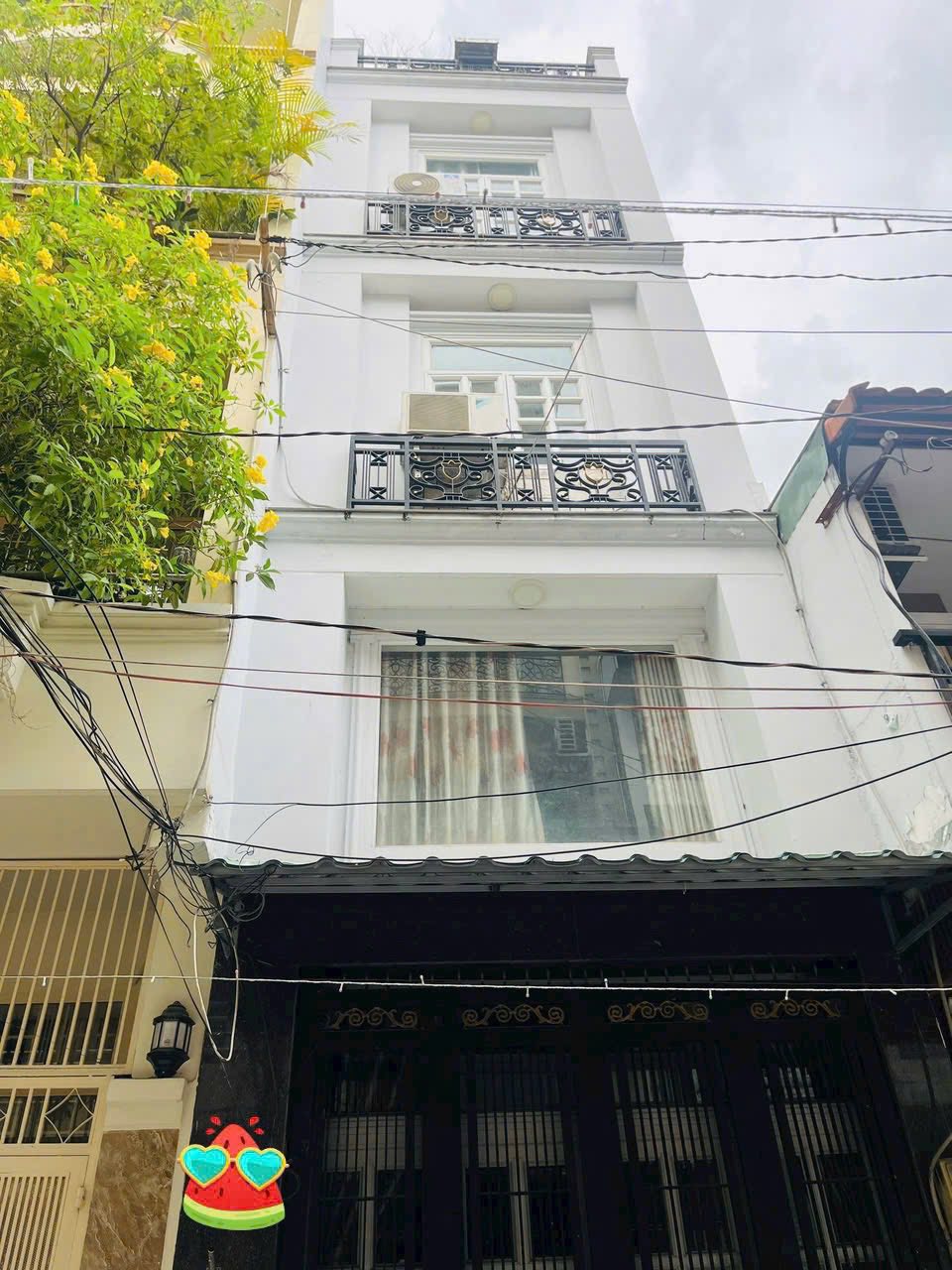 Nhà Nguyễn Thiện Thuật, quận 3, hẻm ô tô, nở hậu tài lộc, đón khách ngay