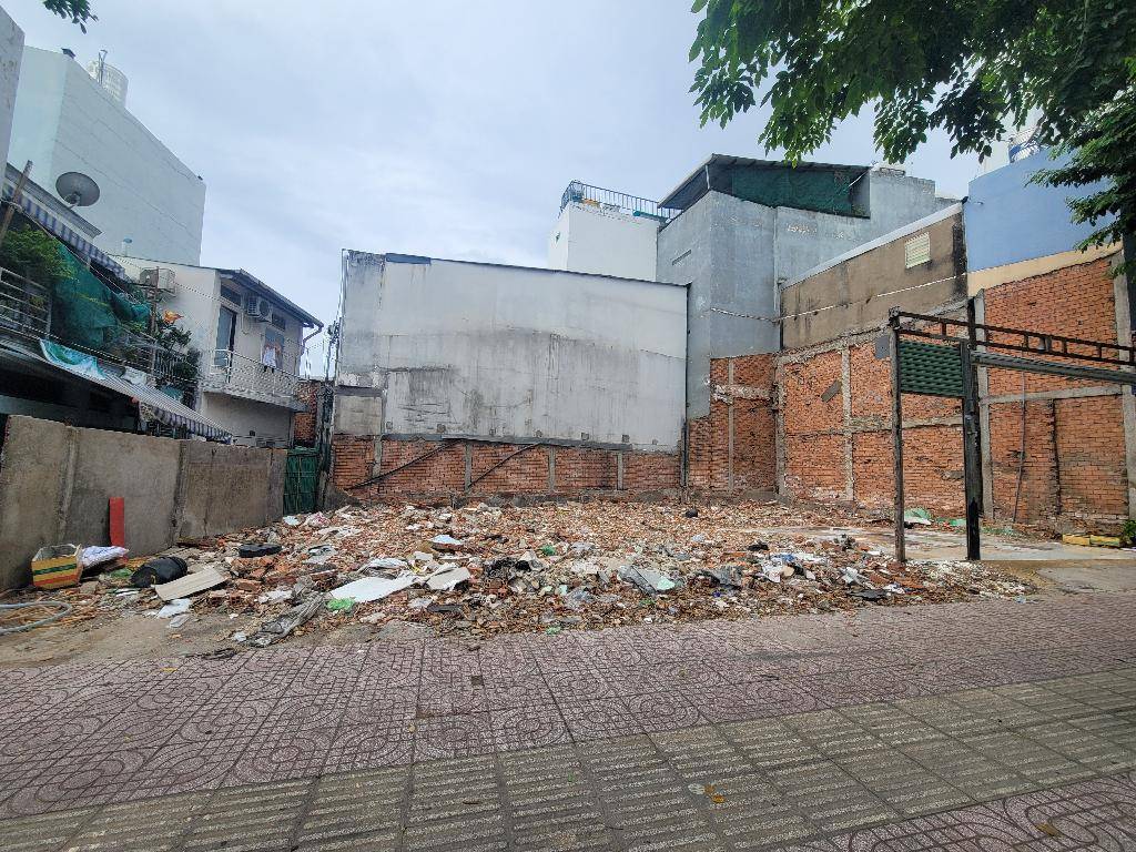 Nhà Phạm Văn Đồng, Bình Thạnh đất đẹp, xây mới kinh doanh, giá 15 tỷ