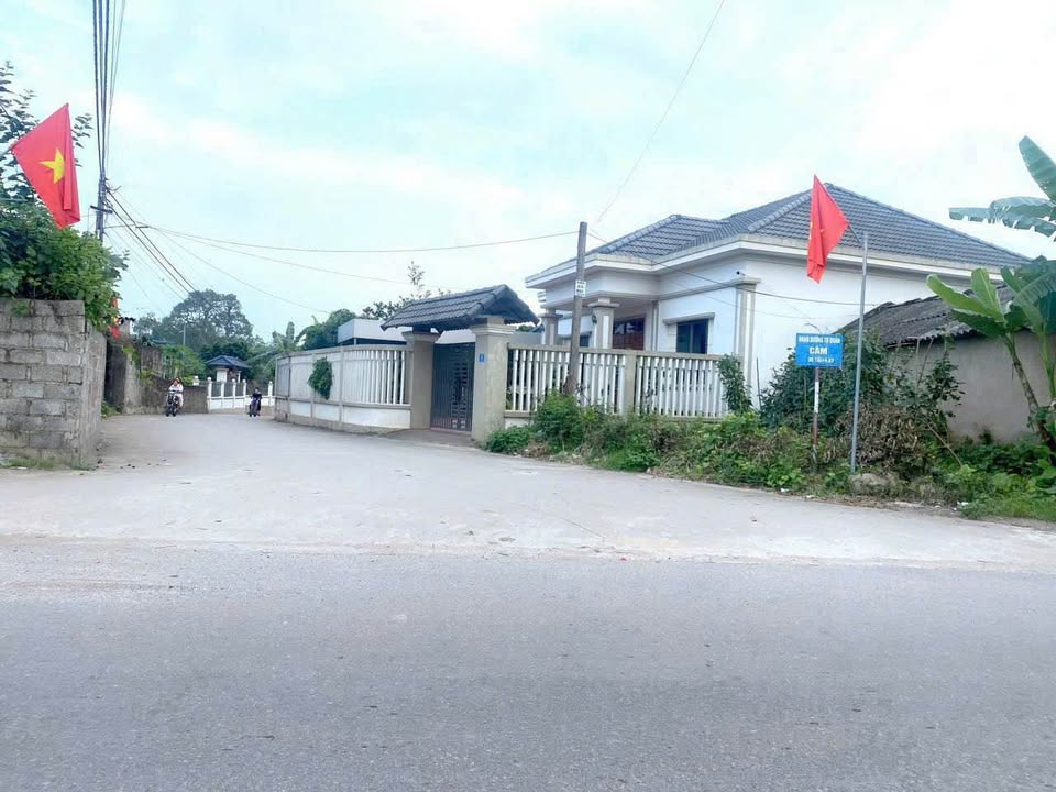 Bán đất Sông Công, Thái Nguyên 120m2, mặt tiền 5m, sổ đỏ sẵn sàng