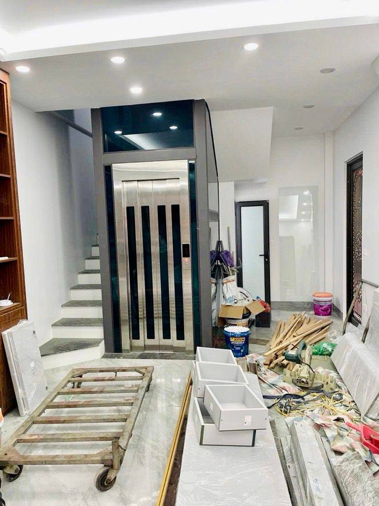 Nhà mới đón tết, 6 tầng thang máy tại Xuân Đỉnh, ô tô đỗ gần