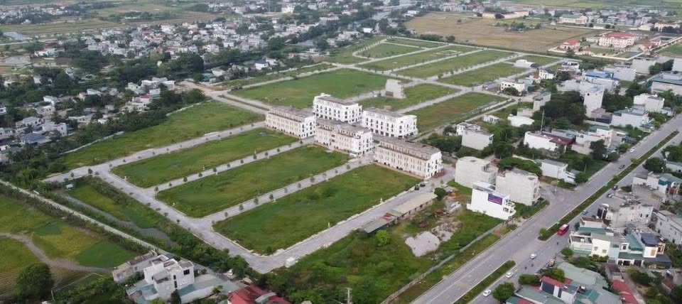 Bán đất 100m2 mặt tiền 5m tại Quảng Phú, thành phố Thanh Hóa, tiềm năng sinh lời cao