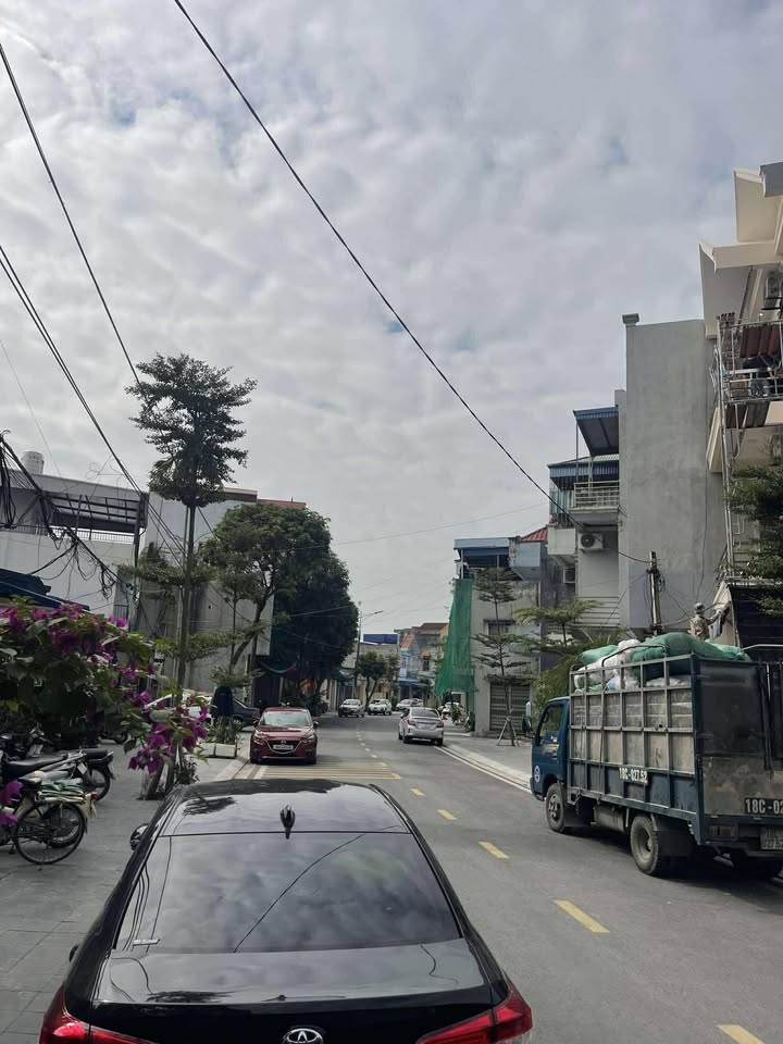 Bán nhanh đất đẹp 52.6m2 tại Lương Văn Can, Nam Định