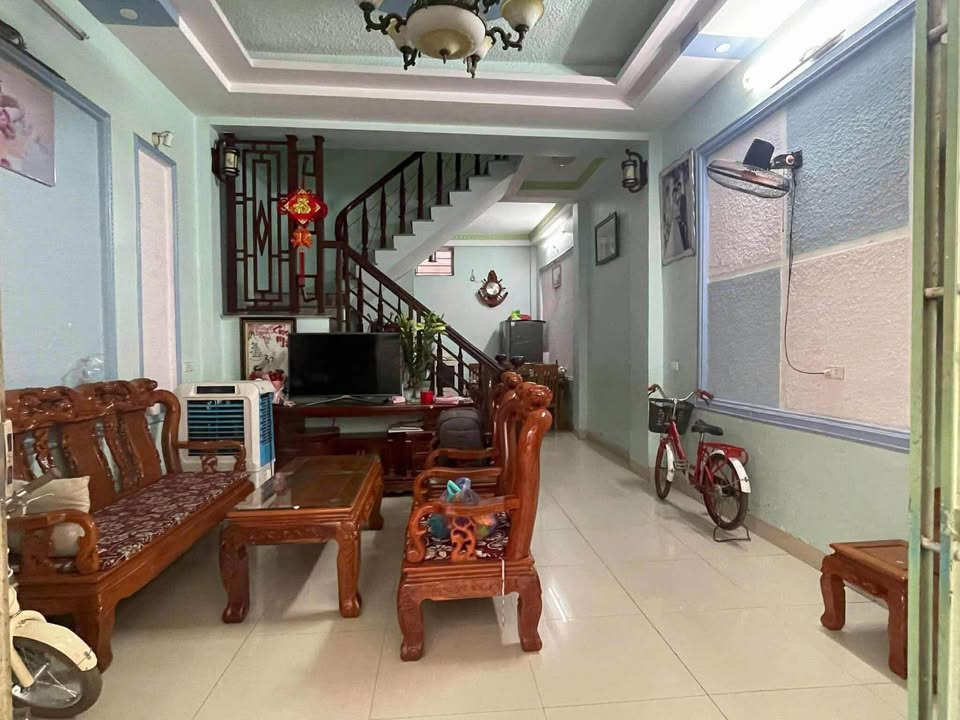 Nhà 3 tầng 46m2 hướng Nam, đường Lê Hồng Phong, Nam Định, 2,15 tỷ