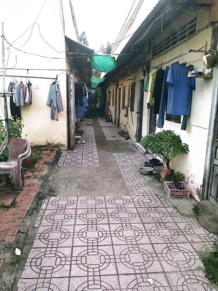 Bán gấp 16 căn nhà trọ đang cho thuê kín phòng, tọa lạc ngay mặt tiền Lộ Điệp, xã Giao Long