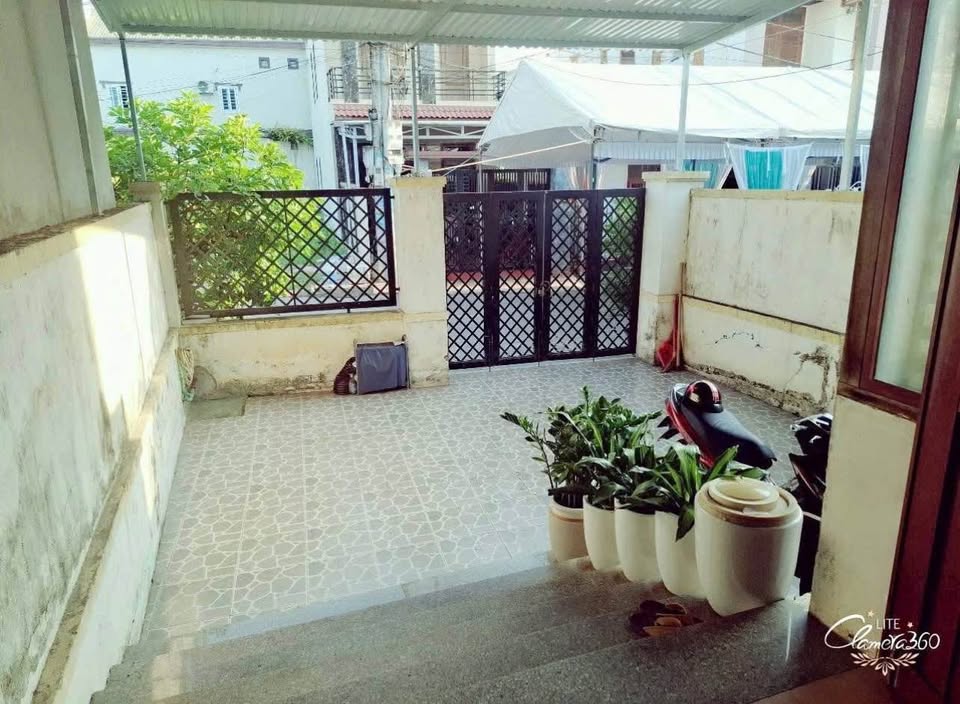 Nhà mặt tiền Chu Văn An ngay sau trụ sở phường 2,15 tỷ