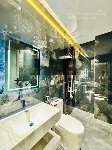 Bán nhà 1 sẹc hẻm 5m Đặng Thùy Trâm. DT: 50m2. Trệt 2 lầu ST. 4PN, 4WC. Đã hoàn công,2tỉ350. SHR