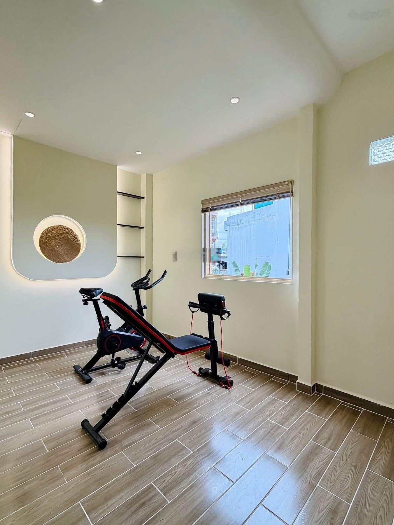 Duy nhất 1 căn giá chỉ 3tỷ690 đường 7m Ký Con-Q1 gần ga Metro Bến Thành. DT 62m2 đang cho thuê 23tr