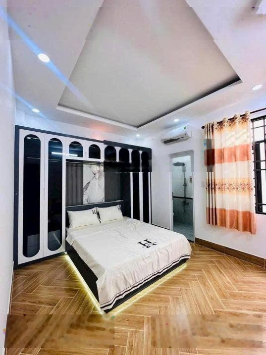 Cô 9 bán gấp nhà vườn lài q12 (44m2 / 1 tỷ 800) gần cầu sắt . sẵn hđ thuê nhà 15tr/tháng. sổ sẵn