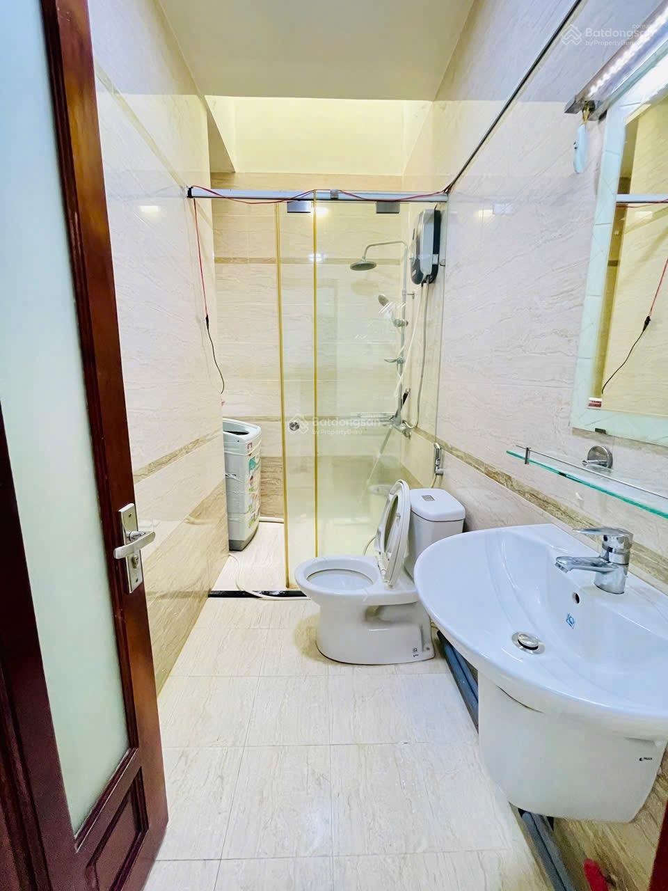 Căn 1PN ngay trung tâm phú nhuận gần sân bay full nội thất tiện nghi