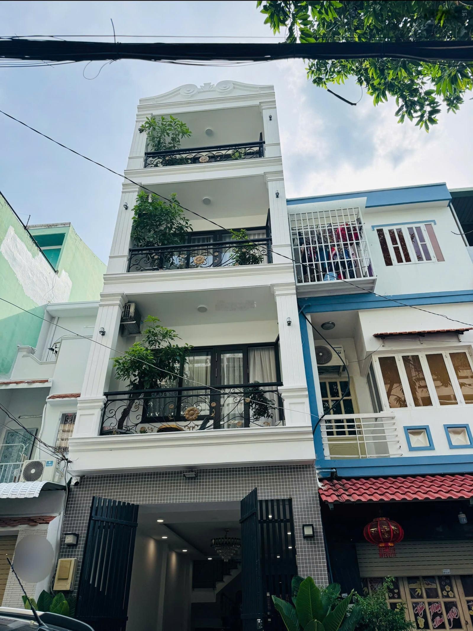 Cần tiền bán nhanh nhà Nguyễn Thượng Hiền, P5, Bình Thạnh. DT 69m2 giá 2tỷ650tr. SHR, hoàn công đủ