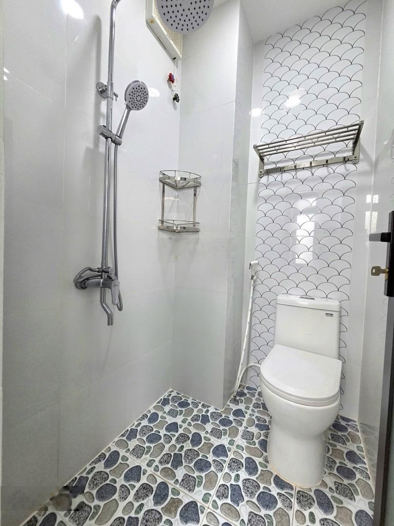 Bán Gấp Lê Quang Định Bình Thạnh Nhà Mới Cứng 50m Ra Mặt Tiền 4 Tầng BTCT 2PN Lớn 24m2 Nhỉnh 5 Tỷ