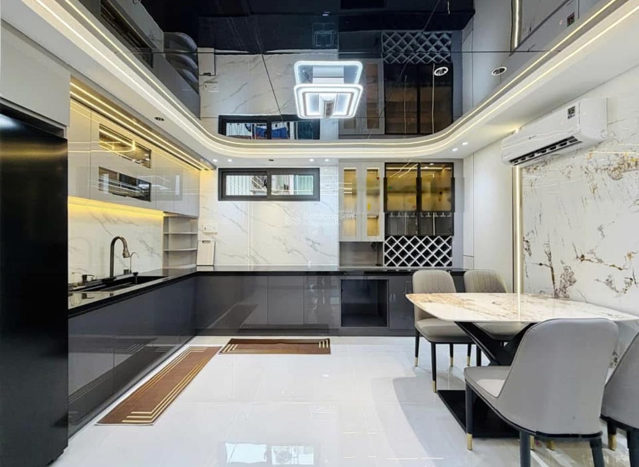 Siêu phẩm thạch thị thanh ngay chợ tân định - q1 - dòng tiền 30tr/tháng - giá: 7,68tỷ/104,4m2