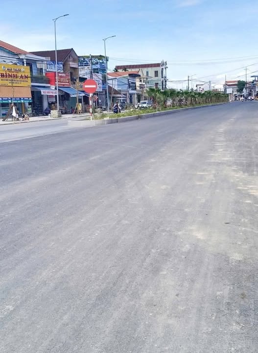 Mặt tiền Phạm Văn Đồng, 90m2, 9 tỷ chốt