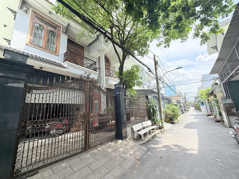 Đất mặt tiền 80m2 đường 25 Linh Đông, vị trí kinh doanh, gần chợ Tam Hà - 5.7 tỷ