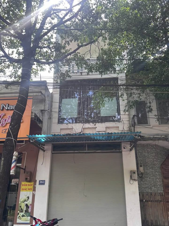 Cho thuê nhà mặt tiền Phan Bội Châu, phù hợp kinh doanh, 8.5 triệu/tháng