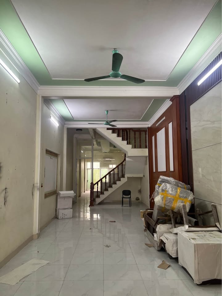 Bán nhà 2 tầng mặt tiền đường Lê Lai, kinh doanh thuận lợi, 148,13m²