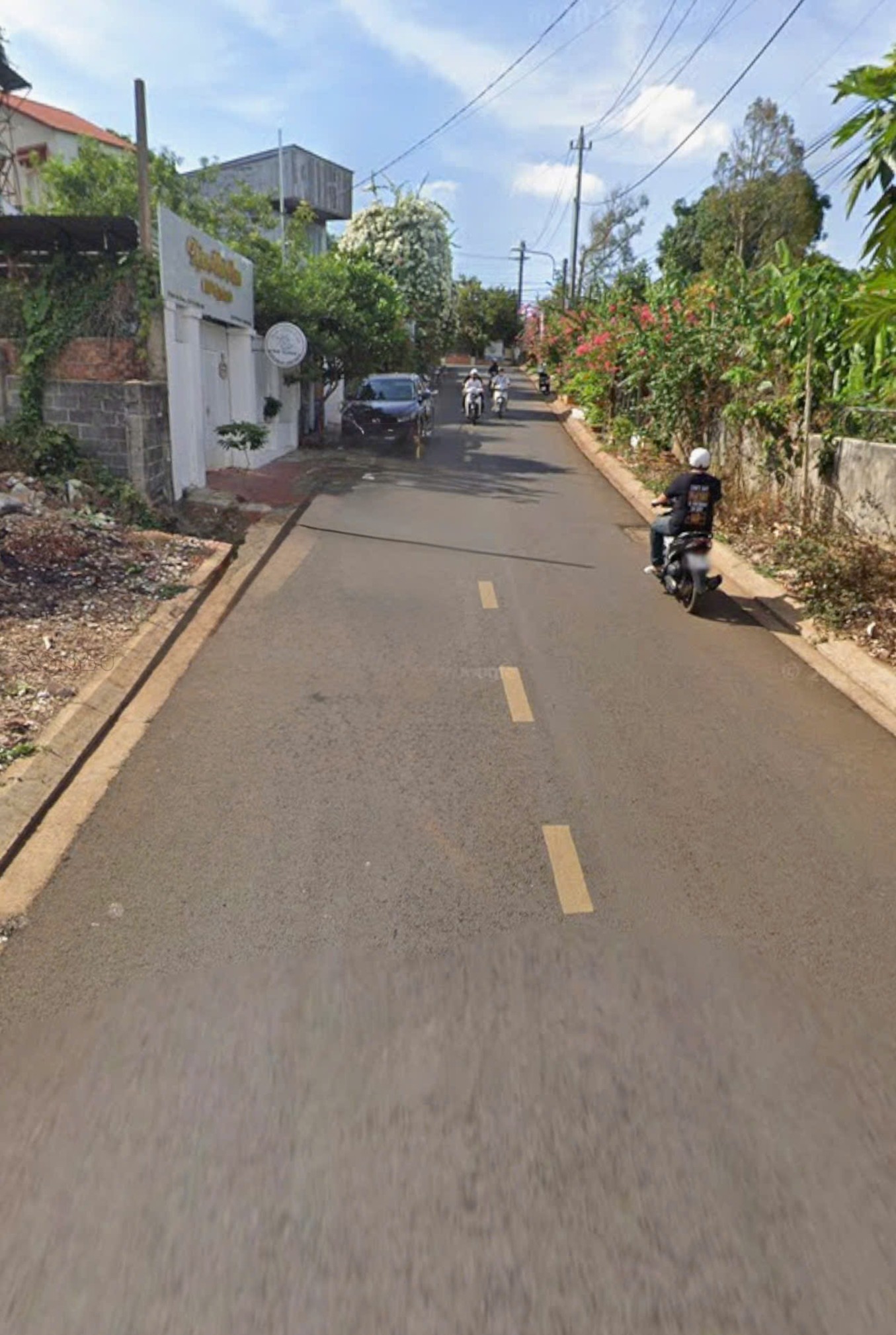 Đất vàng mặt tiền du lịch Ako Dhong, 100m mặt tiền độc quyền