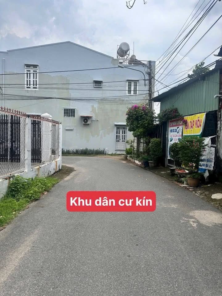 Bán gấp đất vàng mặt tiền đường số 25, phường Long Hương, thành phố Bà Rịa, giá tốt