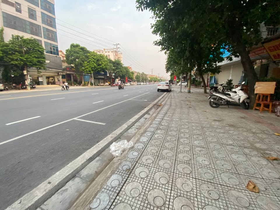 Bán đất trục chính kinh doanh tại Đại Lộ Hùng Vương, Thành phố Việt Trì, Tỉnh Phú Thọ