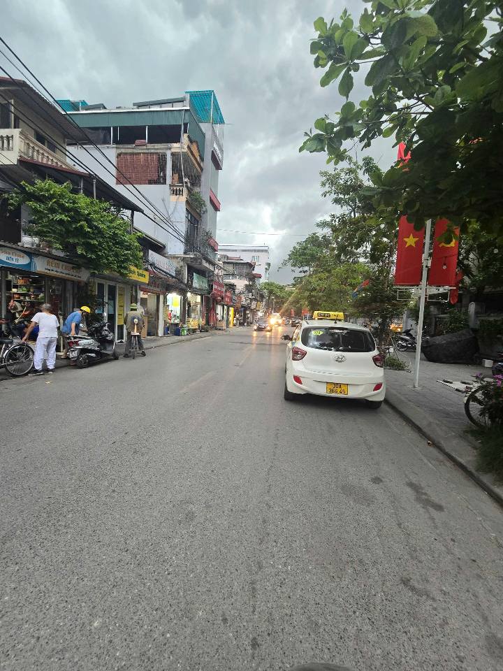 Nhà phân lô dân trí cao tại Hoàng Đạo Thành đang chờ đón chủ nhân mới