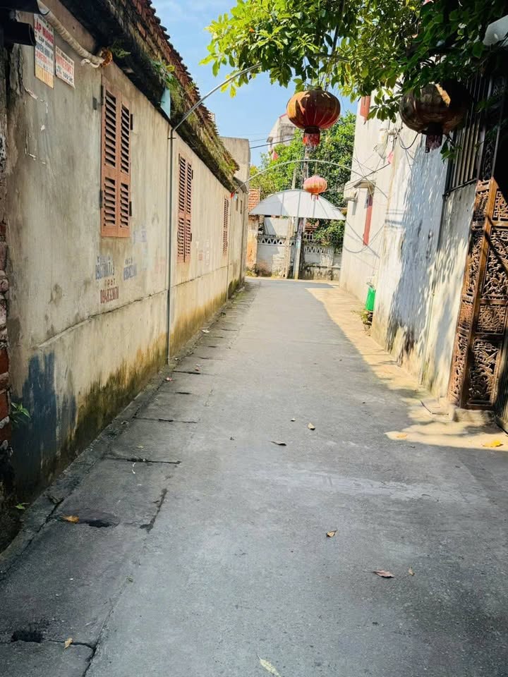 Đất nở hậu Yên Mỹ -Sổ đỏ trao tay, đường thông, ô tô đỗ cửa, giá chỉ 2 tỷ