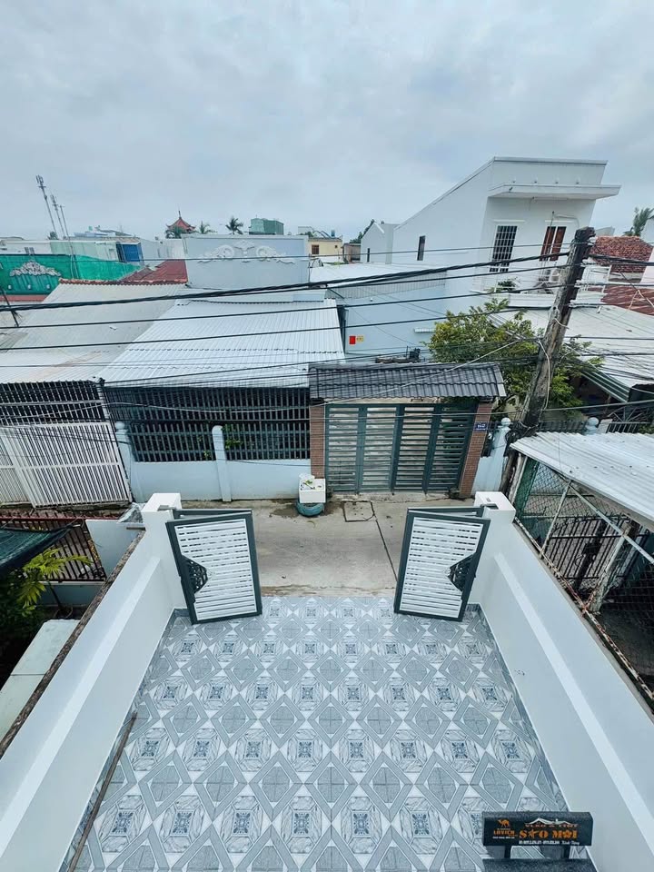 Chào mừng bạn đến với cơ hội sở hữu căn nhà 2 mặt tiền tuyệt đẹp trên đường Trần Quốc Toản, Rạch Giá, An Giang