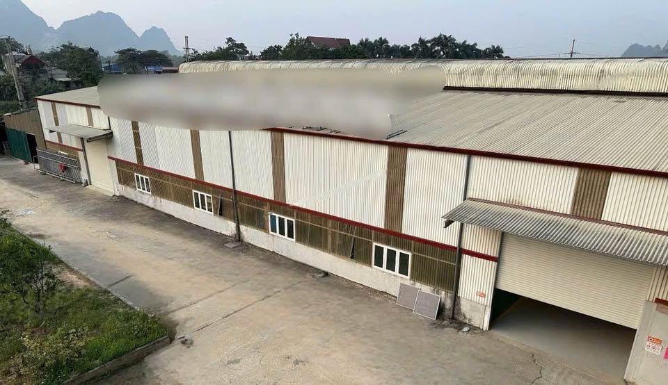 Bán gấp xưởng 6000m2 Hòa Bình, cách Hà Nội 35km, giá chỉ hơn 20 tỷ