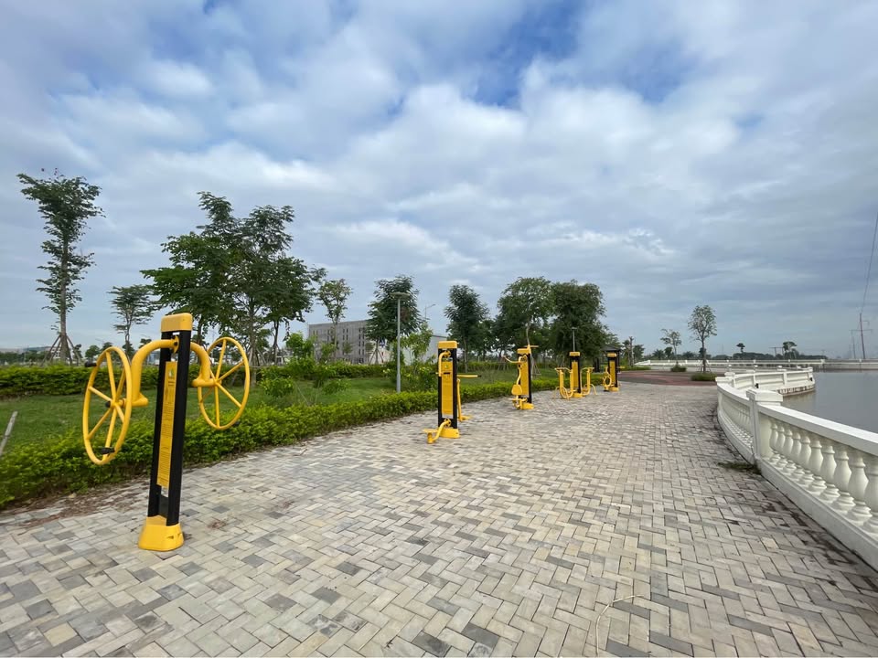 Bán lô biệt thự 296m2 KĐT Bắc Cầu Hàn, hướng Nam, giá tốt