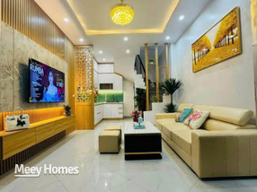 Tìm ngay chủ nhân mới cho căn nhà 6 tầng siêu xinh tại mặt ngõ 639 Hoàng Hoa Thám, Hà Nội