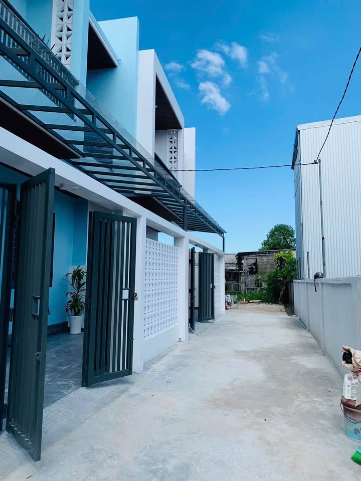 Nhà 2 tầng Tam Thai 81m2, ngang 7m25, hướng Nam, giá hời