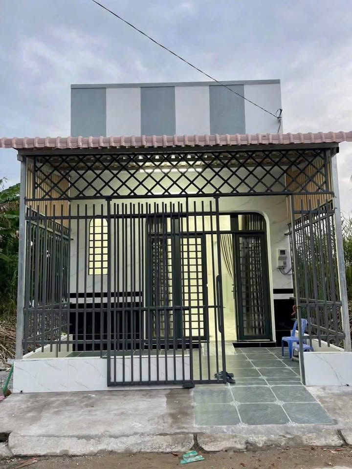 Chào mừng quý vị đến với cơ hội sở hữu một căn nhà cấp 4 mới tinh