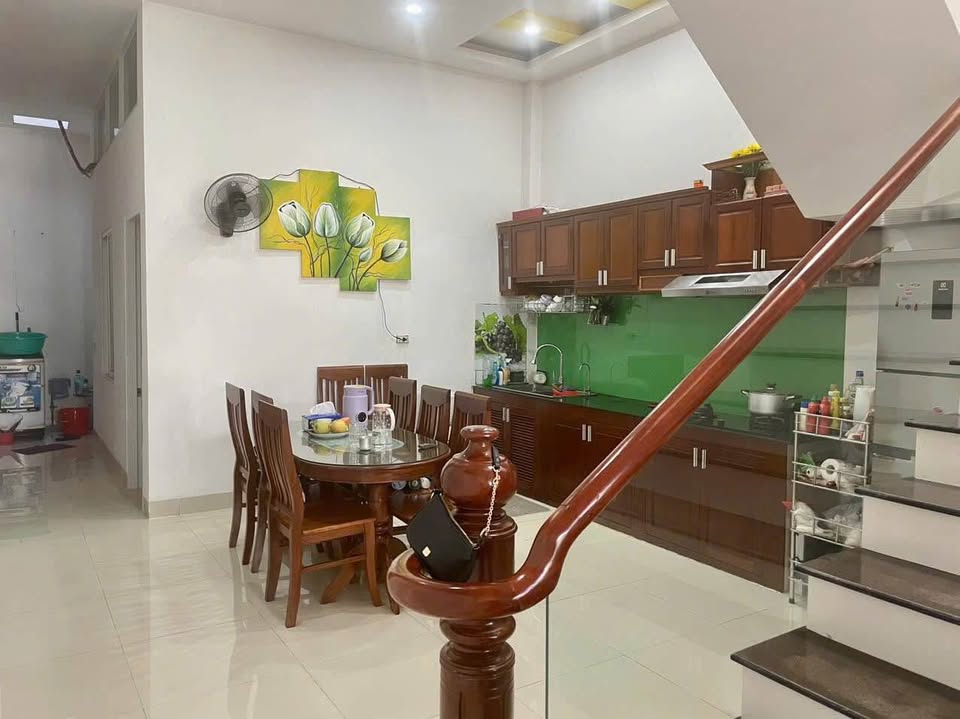 Bán nhà 76.6m² Hòn Rớ 1, Nha Trang, Hướng Đông, giá 4.1 tỷ