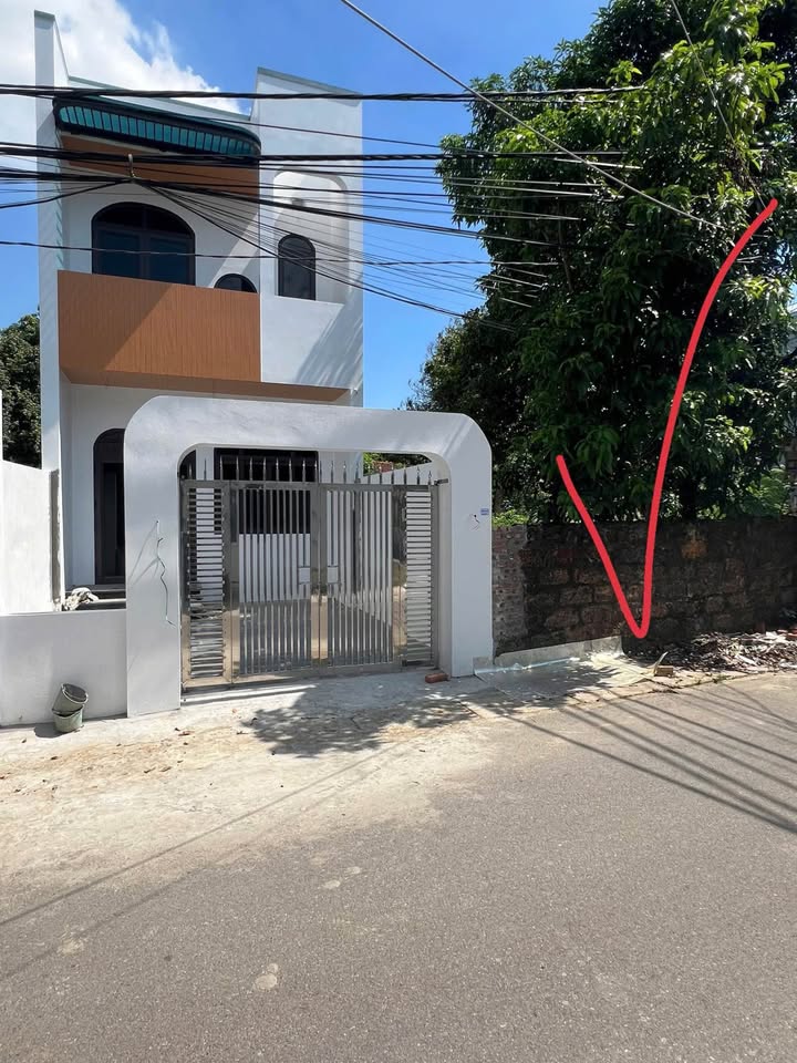 Chào bạn, chúng tôi có một lô đất thổ cư cực đẹp với diện tích 129,1m2