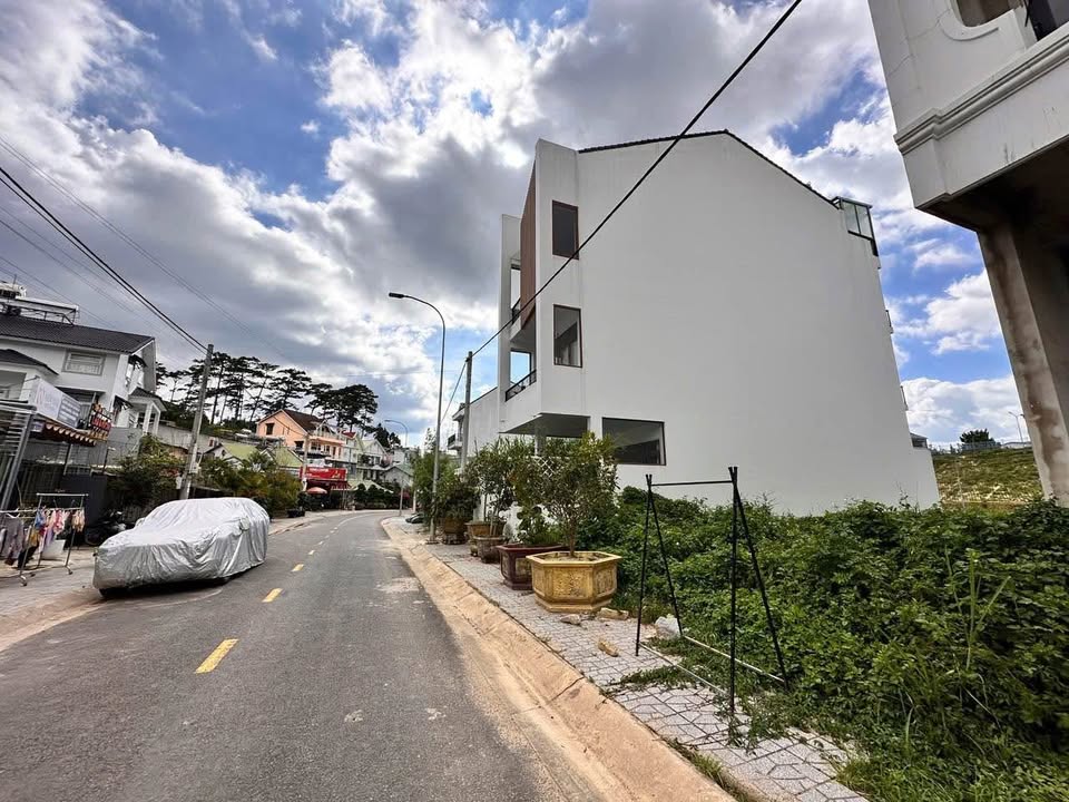 Bán đất vàng khu quy hoạch Phạm Hồng Thái, Đà Lạt - Sổ riêng xây dựng, giá tốt nhất