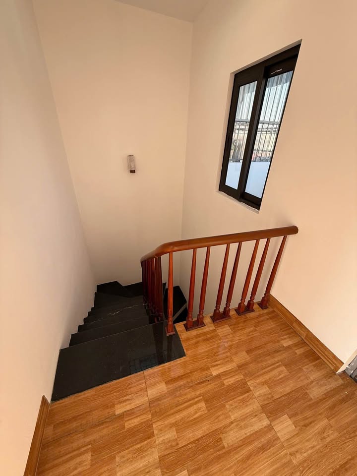 Bán nhà Lũng Kênh, Nam Từ Liêm, Hà Nội 42,5m2, giá 5,4 tỷ