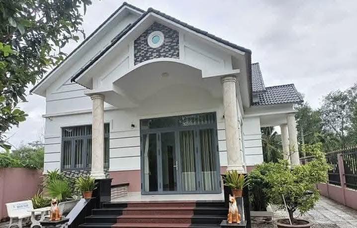 Nơi tình yêu bắt đầu, mảnh đất Sơn Phú - Giồng Trôm khoe sắc, rộng lớn 1000m2, tựa như bức tranh thủy mặc