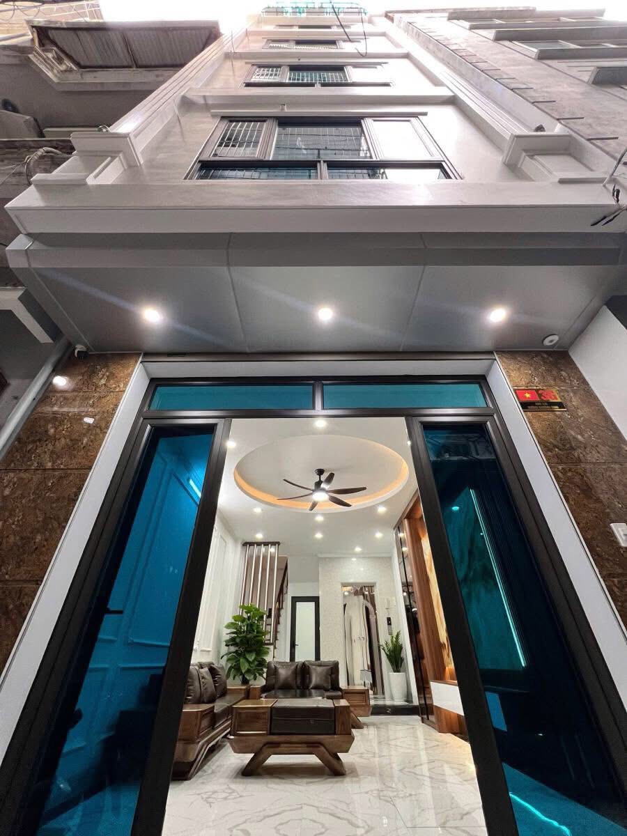 Nhà 7 tầng thang máy mới tinh, Khương Đình, Thanh Xuân - Nhỉnh 12 tỷ, 30m ra mặt phố