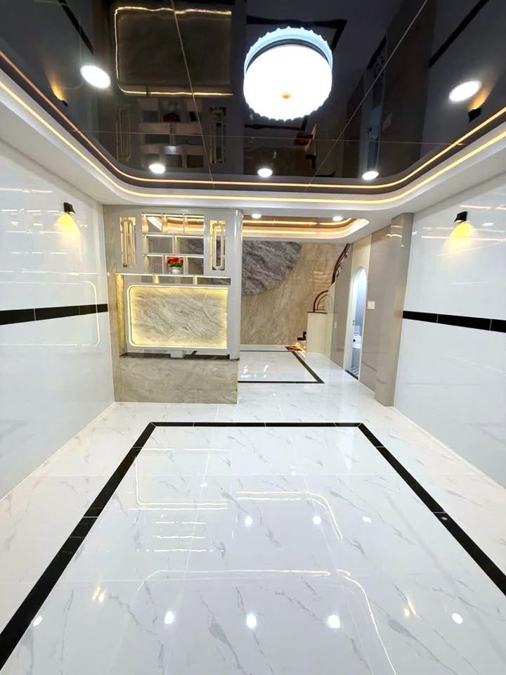 Gò Vấp, nhà phố 5 tầng, nở hậu tài lộc, hẻm xe hơi, giá chỉ nhỉnh 6 tỷ