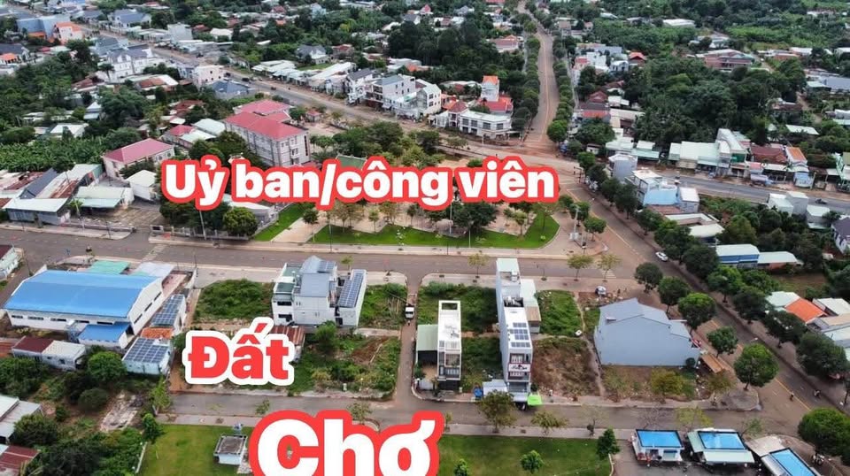 Bán đất thổ cư tái định cư chợ Long Phước cũ, diện tích 5m x 18.5m, vị trí đẹp, giá 1.8 tỷ