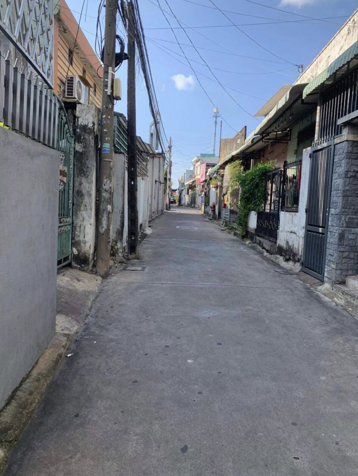 Nhà 1 trệt 2 lầu Hố Nai, giảm sốc 500 triệu, cơ hội vàng sở hữu