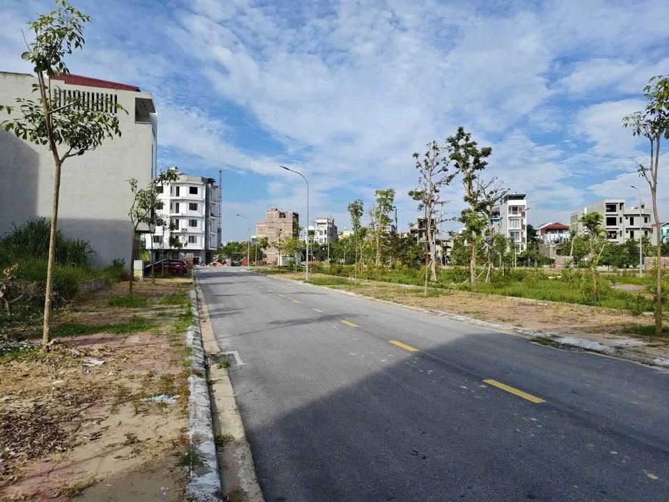 Chào mừng quý vị đến với "thiên đường" áp góc 2 mặt thoáng, nơi mà gió mát