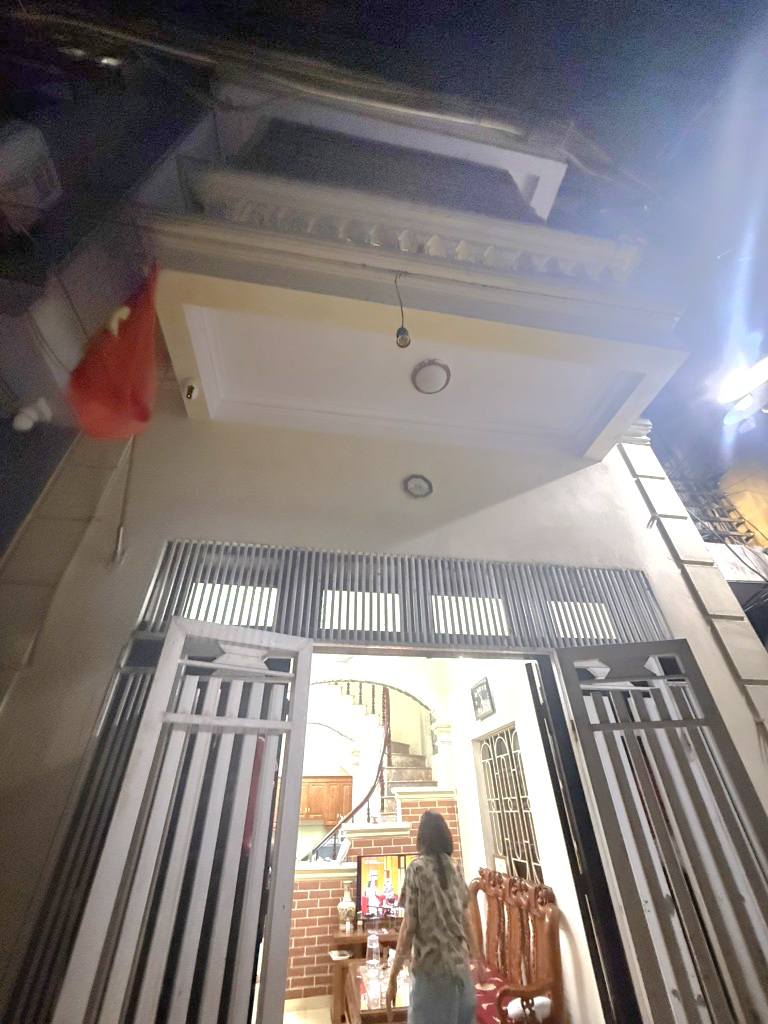 Nhà lô góc Xa La, Hà Đông 35m2, 4 tầng, sáng thoáng, sẵn ở ngay