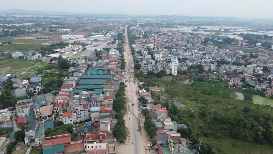 Bán đất 70.5m2 mặt tiền 5m tại Trường Yên, Hà Nội