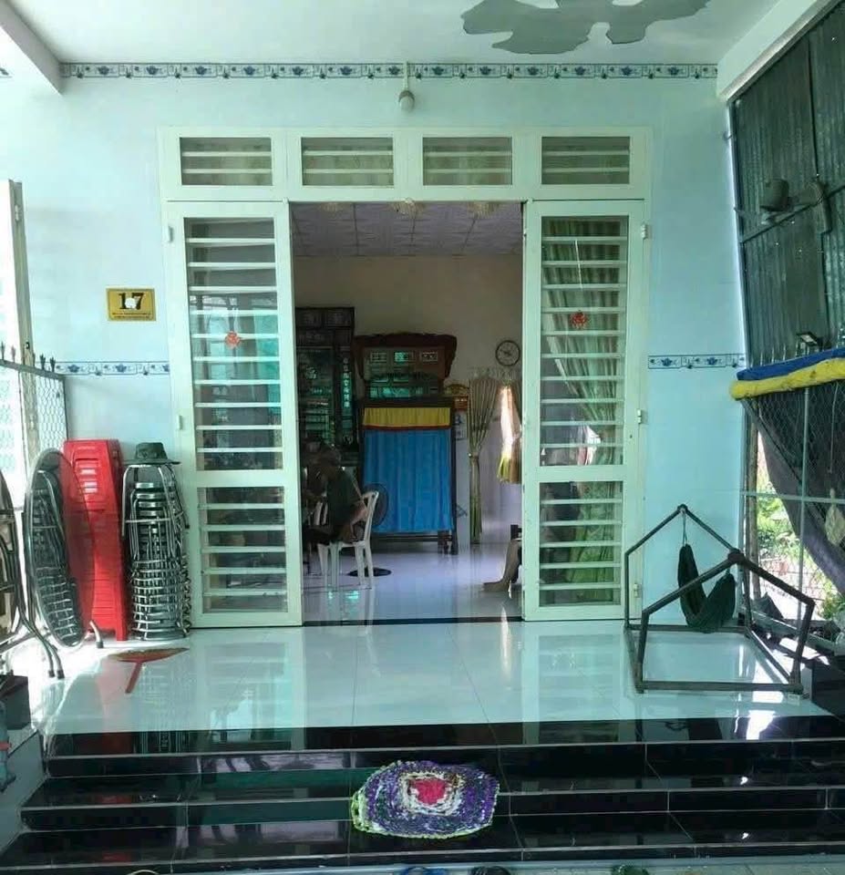 Nhà đẹp như mơ, giá hời như cho, chỉ 720 triệu, xách vali vào ở ngay