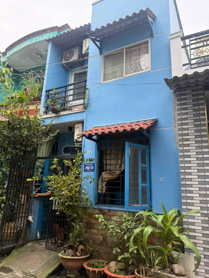 An cư lạc nghiệp tại Bình Tân - Nhà lầu xinh xắn, hẻm rộng thoáng đãng