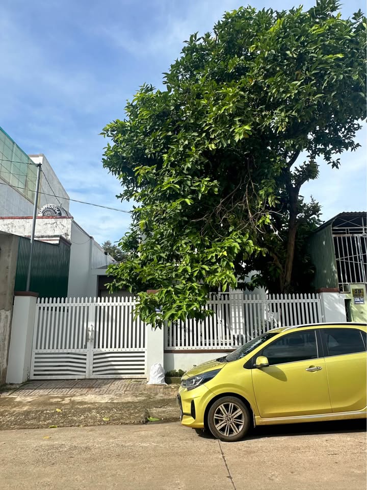 Nhà mặt tiền đường Lương Văn Can, gara ô tô rộng rãi - An cư lạc nghiệp, kinh doanh phát đạt