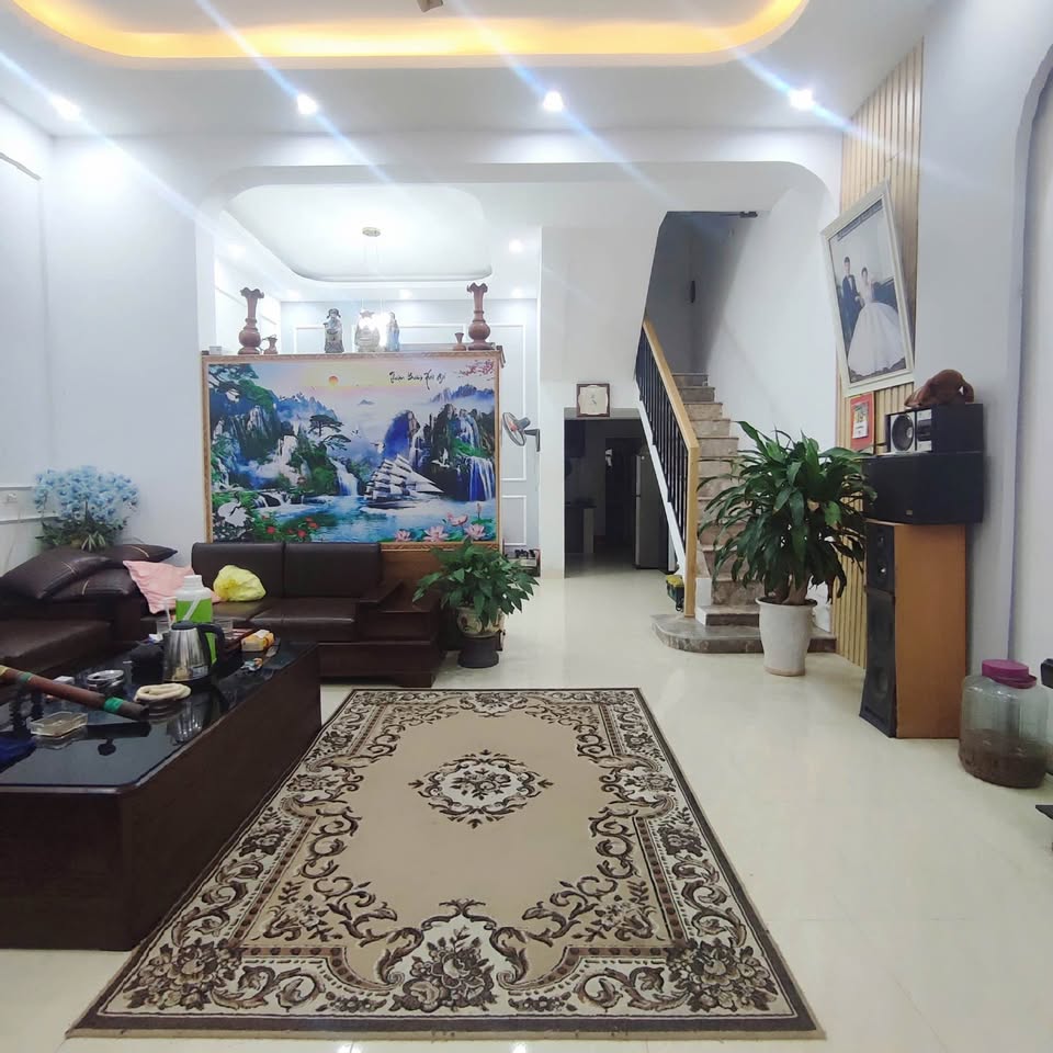 Bán nhà 2 tầng đẹp tại phường Ba Đình, thành phố Thanh Hóa