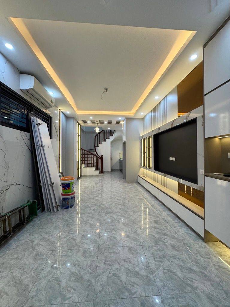 Nhà 5 tầng Trương Định, Hoàng Mai - 39m2, 3 ngủ, 8 tỷ