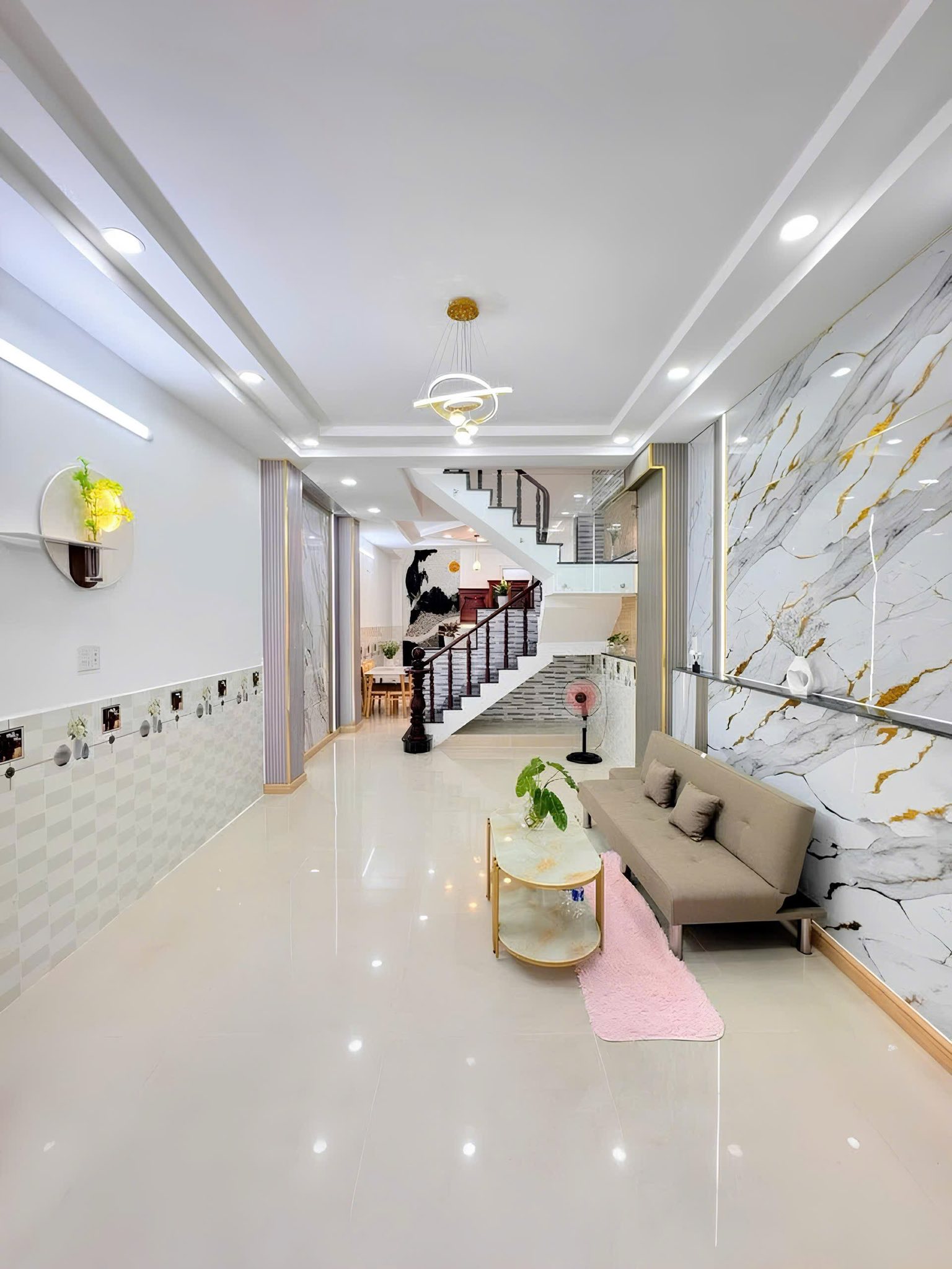 Nhà 3 tầng 56m2, đường xe hơi 6m, giá chỉ 5 tỷ